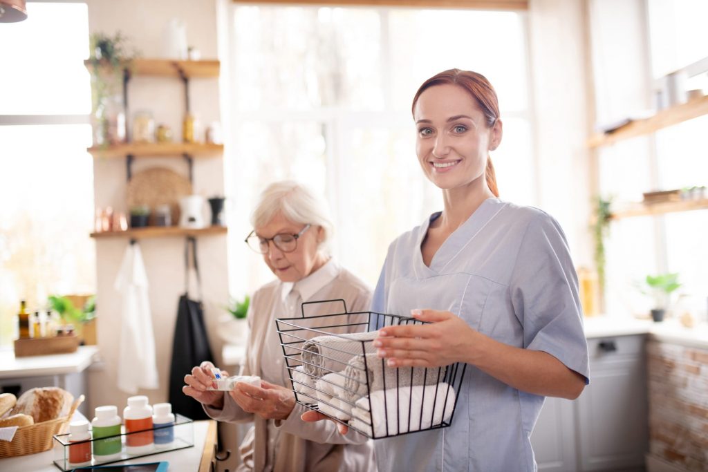 in-home-care-what-is-home-care-seniorhousingnet